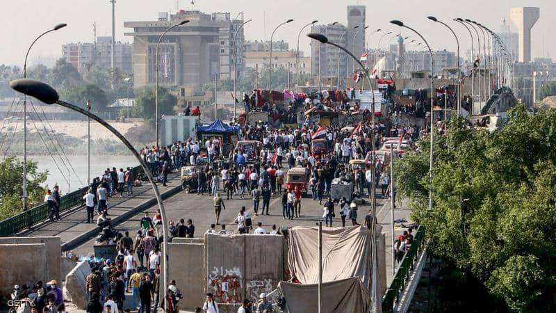 احتجاجات العراق مستمرة .. إضراب عام يشل العاصمة والجنوب