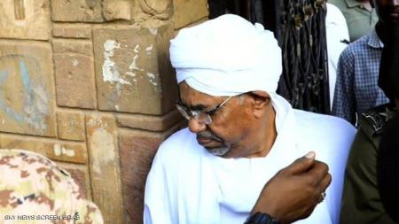 السودان تفكك حزب البشير.. حفاظا على كرامة الشعب